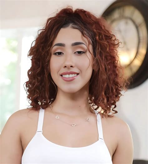 porn kira perez|Kira Perez Porn Videos .